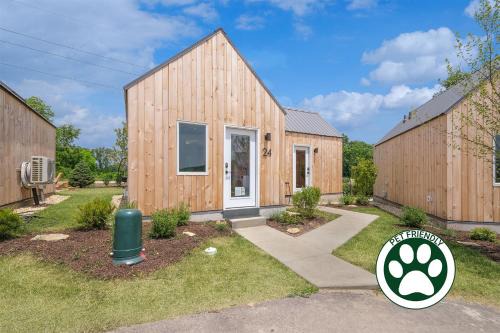 Ottawa House | Discover Bunkies-Basecamp: Your Perfect Travel Retreat