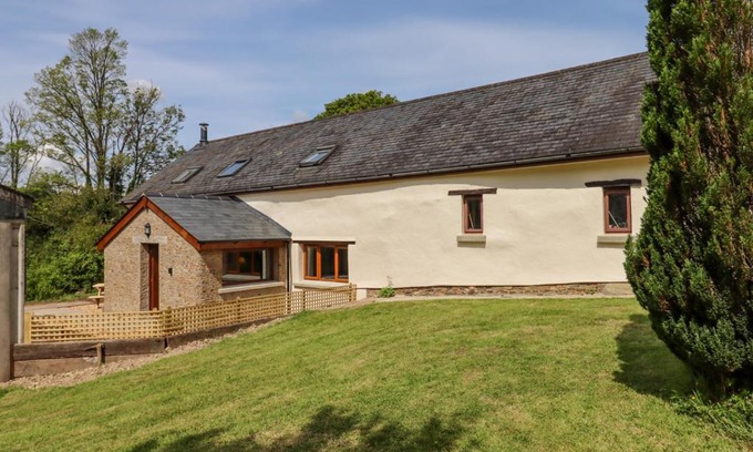 Northlew House | Discover Bunts Barn: Family-Friendly 4-Star Retreat