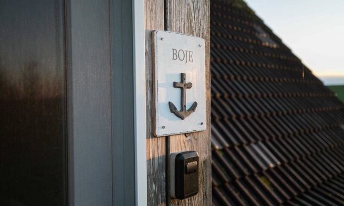 Nordstrand Apartment | Pet-Friendly Oceanfront Retreat at Nordseehof Fuhlehörn