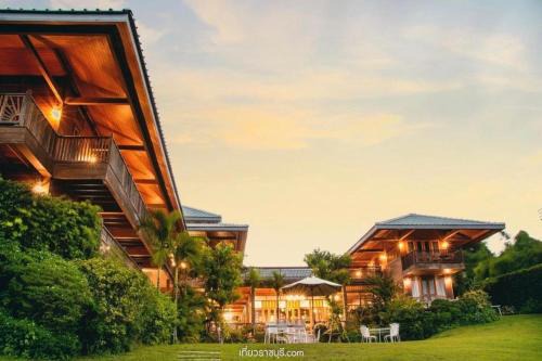 Photharam Hotel | Discover Burann Bangtanode: Family-Friendly 4-Star Retreat