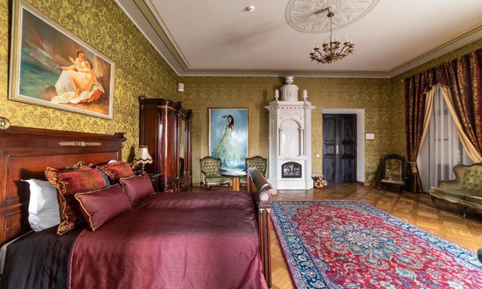 Bicionys Hotel | Experience Comfort at Burbiskio Dvaras - Pet Friendly Stay