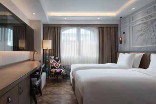 Karakoy Hotel | Discover Burdock Hotel Istanbul with Oceanfront Views & Spa