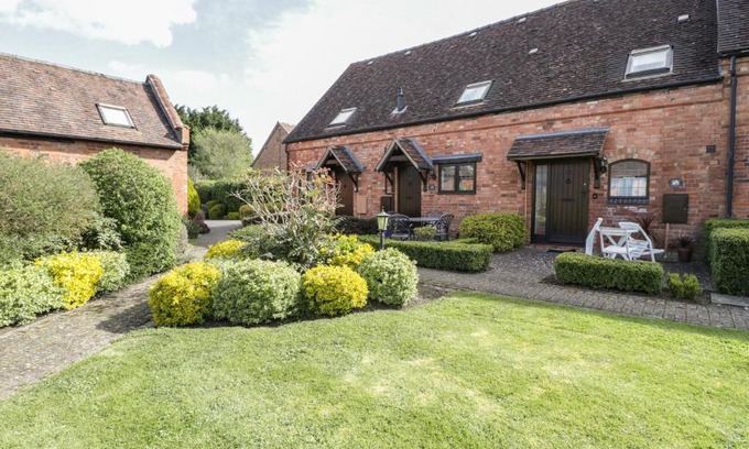 Ardens Grafton House | Guest Favorite Burford Cottage: Family-Friendly Retreat