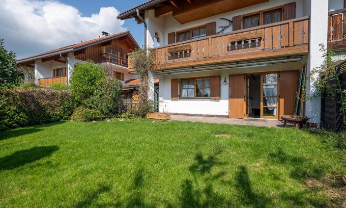 Burgberg Apartment | Explore Burgberger Hörnle: Pet & Child-Friendly Retreat