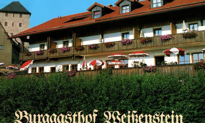 Regen Hotel | Pet-Friendly Burggasthof Weißenstein with Family Amenities
