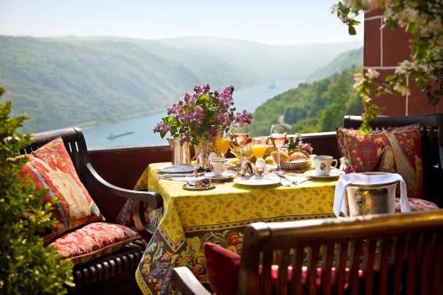 Oberwesel Hotel | Experience Elegance at Burghotel auf Schönburg - 10/10 Rating