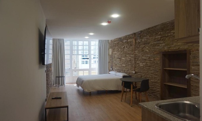 Lugo Apartment | Discover Burgo Novo: Pet-Friendly with 8/10 Guest Rating