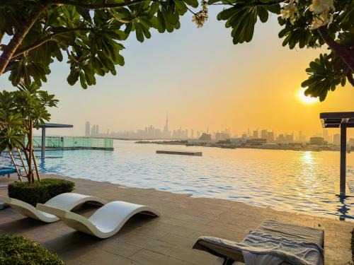 Dubai Apartment | Experience Spectacular Burj Khalifa & Creek Sea Views