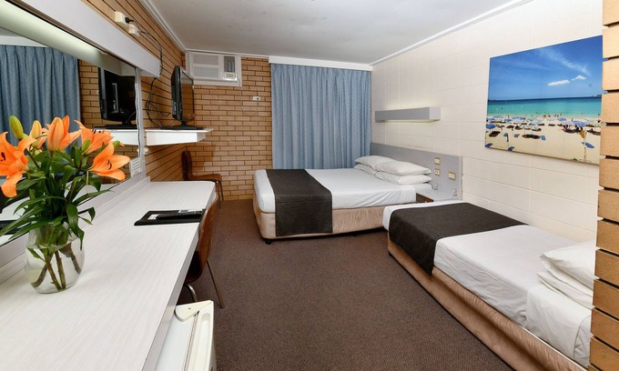 Moree Hotel | Discover Burke and Wills Motor Inn: Family-Friendly Retreat