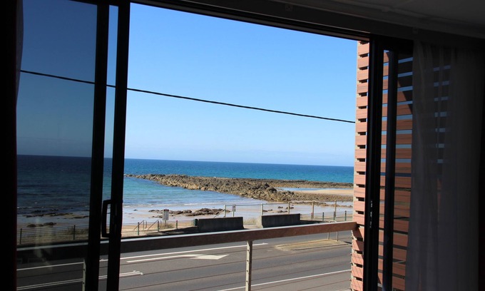 Ocean Vista Hotel | Scenic Burnie Ocean View Motel with Pool & Family Amenities