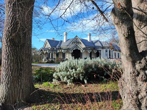 Windsor Bed & Breakfast | Burnside Homestead