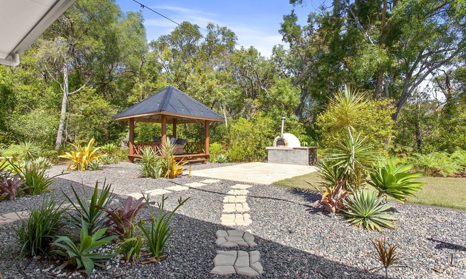 Ningi House | Relaxing Bush Retreat with Delicious Breakfast Options