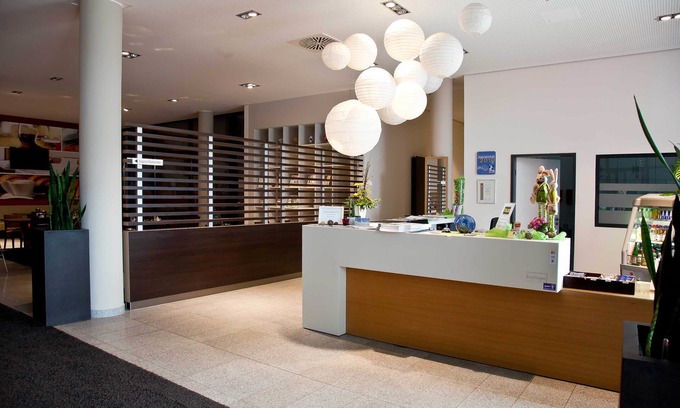 Grosswallstadt Hotel | Ideal Getaway at Business Sporthotel Großwallstadt