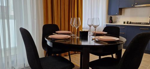 Siauliai City Center Apartment | Exceptional Stay at Butas Centre on Draugystės Gatvė