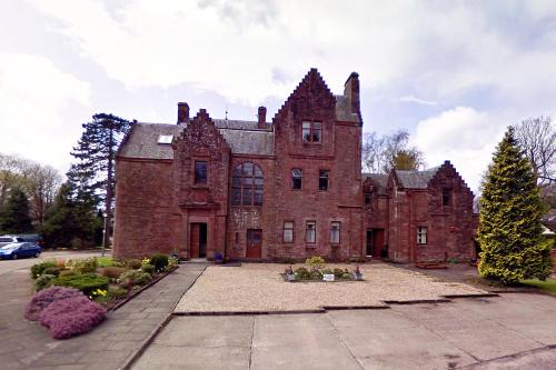 Kilcreggan Apartment | Elegant Butler's Apartment in Helensburgh with Breakfast