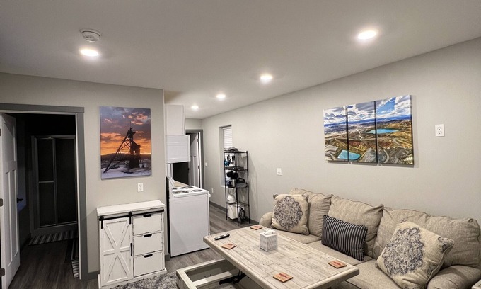 Butte House | Butte, MT: Cozy Home with Kitchen and Family-Friendly Vibes