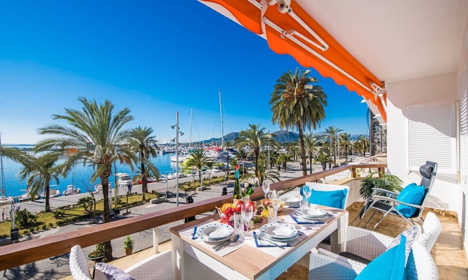 Alcudia Apartment | Seaside Serenity: Butterfly Apartment with Ocean View
