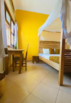 Jinja Bed & Breakfast | Comfortable Buutu Nest: Family-Friendly with Breakfast