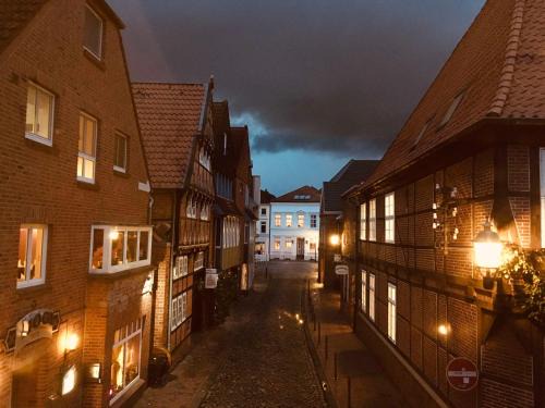 Buxtehude House | Buxtepartment: Family-Friendly Retreat for Memorable Stays