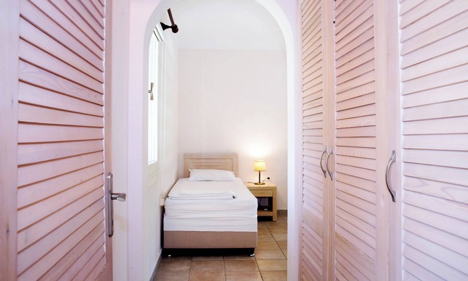 Ortakent Villa | BV-435 Ç Bodrum 4 Bedroom Detached Garden Holiday Villa in Bitez with Pvt pool