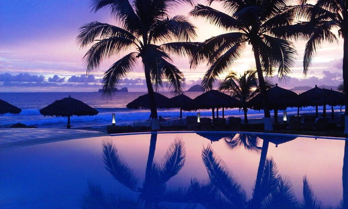 Ixtapa Condo | BVG Direct Oceanfront: Guest Rated 9.8 with Private Pool!