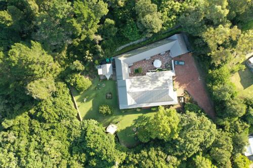 Hunter's Home Bed & Breakfast | Oceanfront Bliss at bWhale Guest House with 9.6 Rating