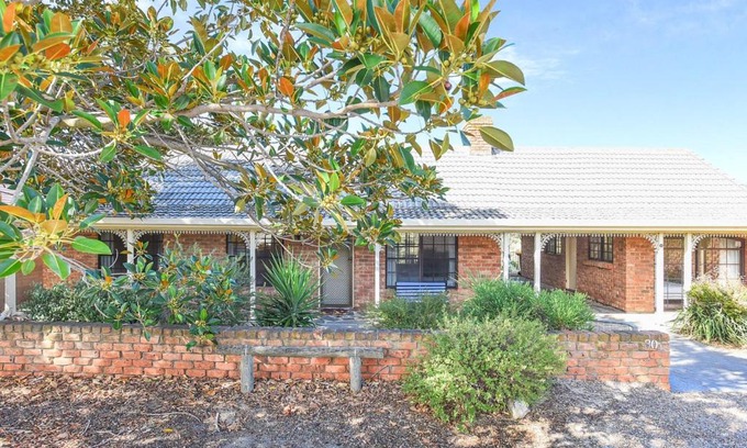 Normanville House | Child-Friendly Getaway at By the Beach 30 Jetty Road
