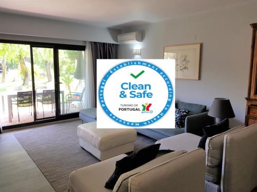 Quinta do Lago Apartment | Beachside Getaway: Family-Friendly with Pool Access