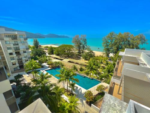 Batu Ferringhi Apartment | Beachfront Bliss at By The Sea, Penang - 4-Star Escape
