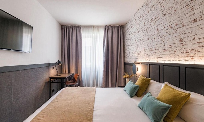 Basurtu House | Discover BYPILLOW San Mamés: Family-Friendly Retreat