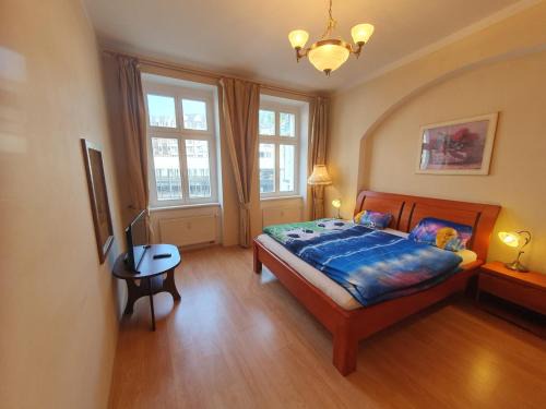 City Centre Apartment | Pet-Friendly 69m2 Retreat at Tržni Kolonáde - Rated 9/10