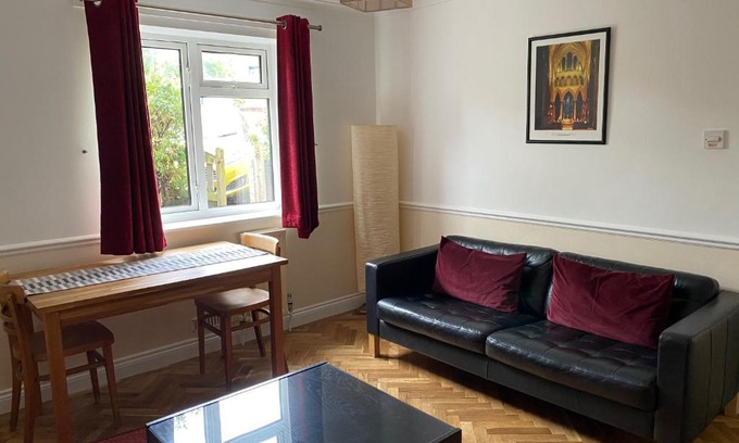 Salisbury Apartment | Inviting Byways Serviced Apartments - Your Ideal Getaway