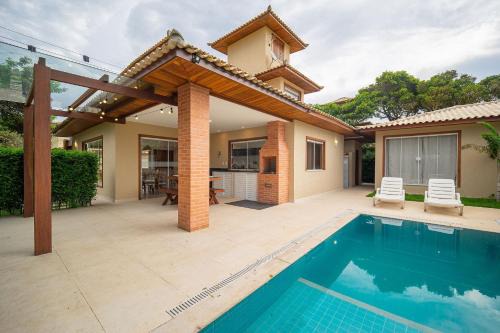 Praia Rasa House | Relaxing Stay at BZ38 Casa, Steps from the Beach with Pool