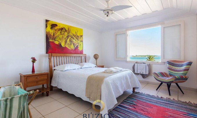 Arpoador House | Beachfront Haven: Secure & Comfortable Stay with Pool