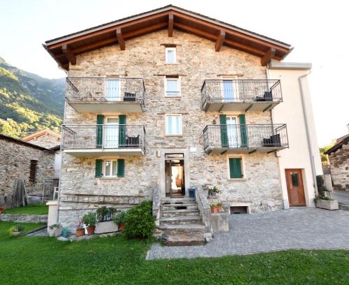 Cortinaccia Apartment | Enjoy Family-Friendly Stays at Cà Bregaglia Apartments
