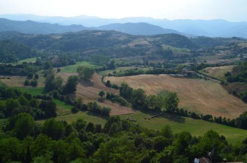 Pareto Bed & Breakfast | Pet-Friendly Cà da Nonna with Kitchen and Child Amenities