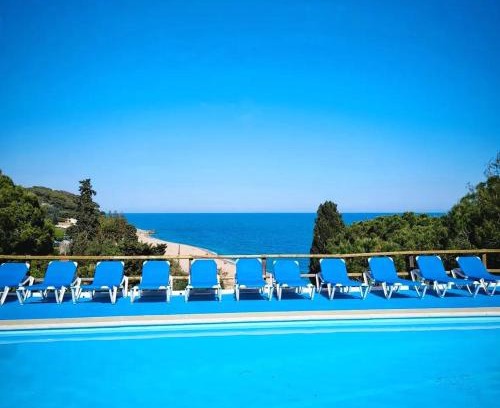 Sant Pol De Mar Other | Pet-Friendly Càmping Kanguro with Oceanfront Pool Access