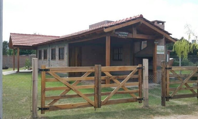 Villa Cura Brochero House | Cozy Cabañas Las Piedras: Family & Pet Friendly Retreat