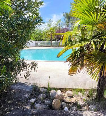 La Roque-d'Antheron Other | Cozy Mobil Home with Ocean View & Pool - Guest Rated 10/10