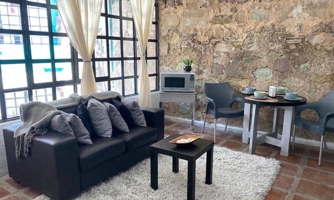 Guanajuato Apartment | Central Amber Suite - Guest Rated 10/10 for Your Stay