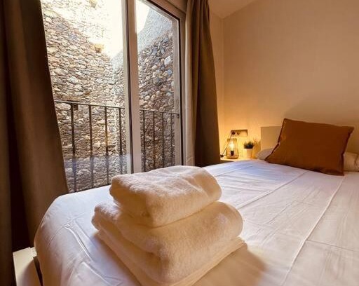 Llivia Apartment | Cozy Studio in Llívia with Pet-Friendly Amenities
