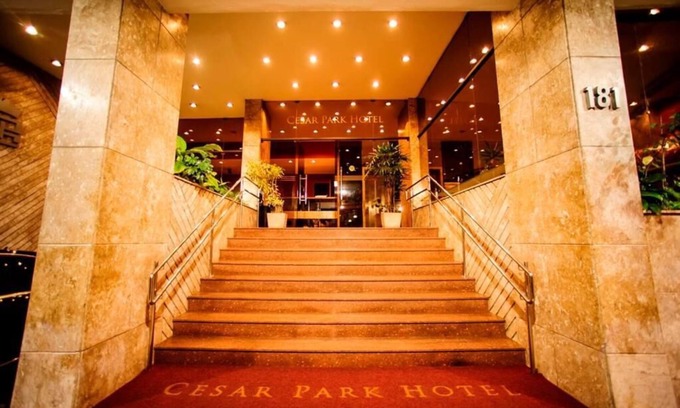 Centro Hotel | Explore César Park Juiz de Fora Hotel with Pool & Spa