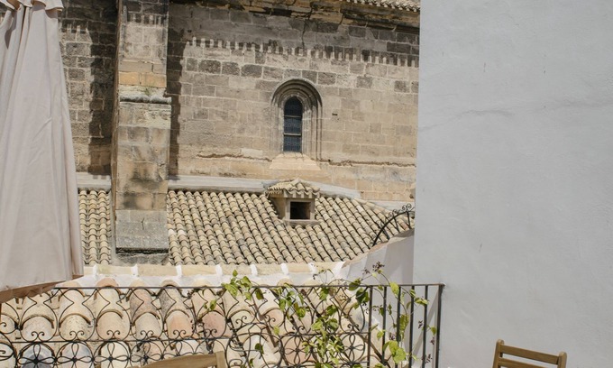 Caravaca de la Cruz Hotel | Discover Círculo Artístico 1911 Hotel Boutique - Rated 9/10