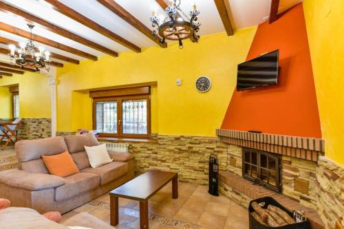 Villaescusa Apartment | Inviting Home with Ocean Views in Cabárceno - Rated 9/10