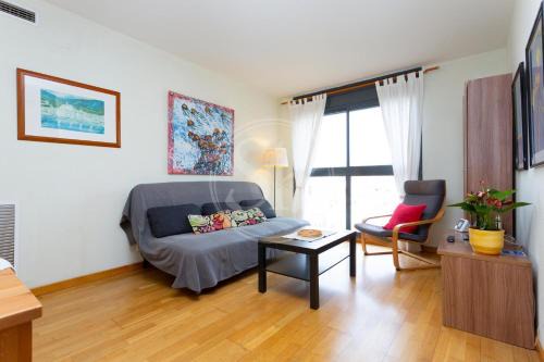 El Guinardo Apartment | Convenient Apartment Steps from Hospital Sant Pau