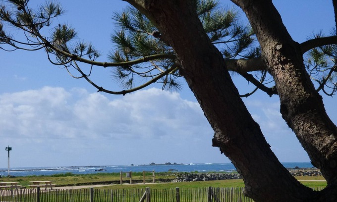 Saint-Guenole Apartment | Family-Friendly Stays at Côté Mer by the Sea