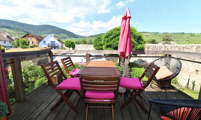 Kientzheim Apartment | Inviting Côté Vignes: Family-Friendly Apartment in Kaysersberg