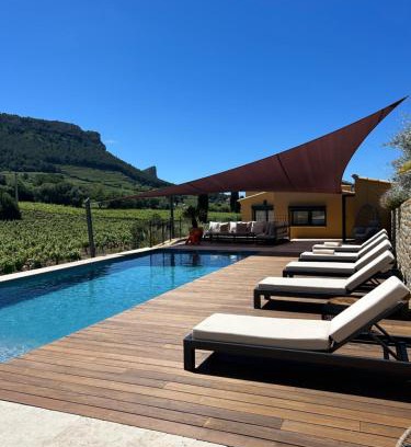 Cassis Bed & Breakfast | Outstanding Côté Vignes Cassis with Pool & Ocean View