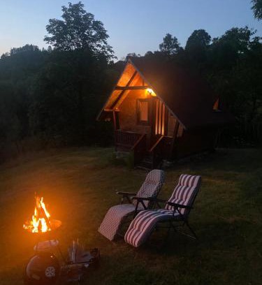 Banita Ski Chalet | Rustic Retreat: Pet-Friendly Oceanfront Getaway Awaits