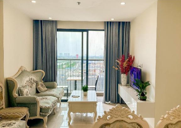 Gia Lam Apartment | Modern 3-Bedroom Retreat at Vinhomes Ocean Park